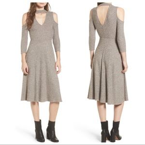 Soprano choker neck cold shoulder midi dress